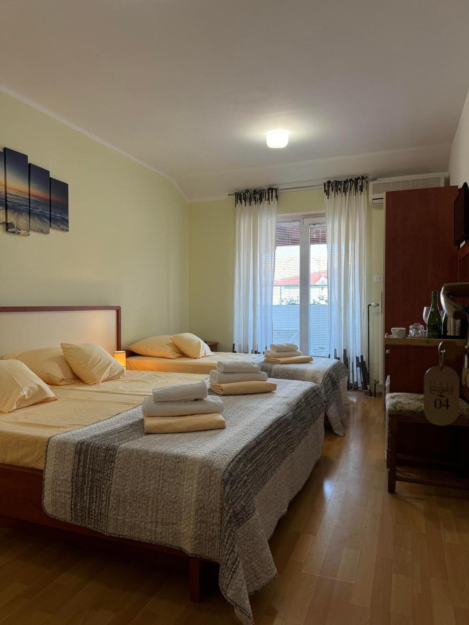 Pag Vero Apartments Pag Town Extérieur photo