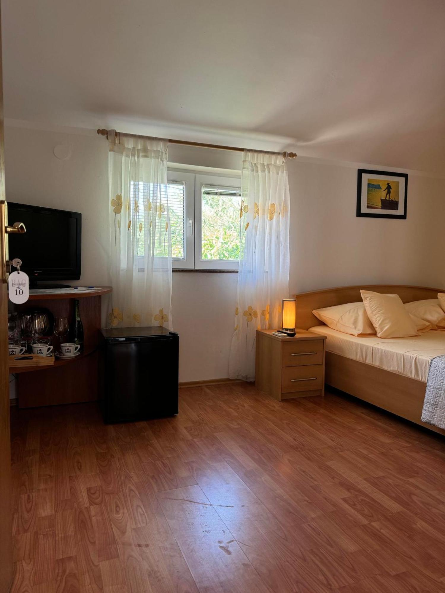 Pag Vero Apartments Pag Town Extérieur photo